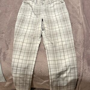 Nike Women’s Checkered Golf pants in Gray and White